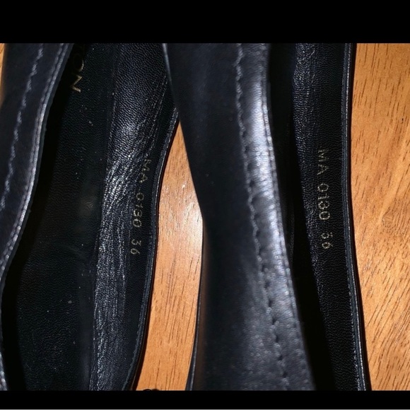 LOUIS VUITTON, shoes, "Debbie Flat", size 36

Ballerina - Picture 5 of 8